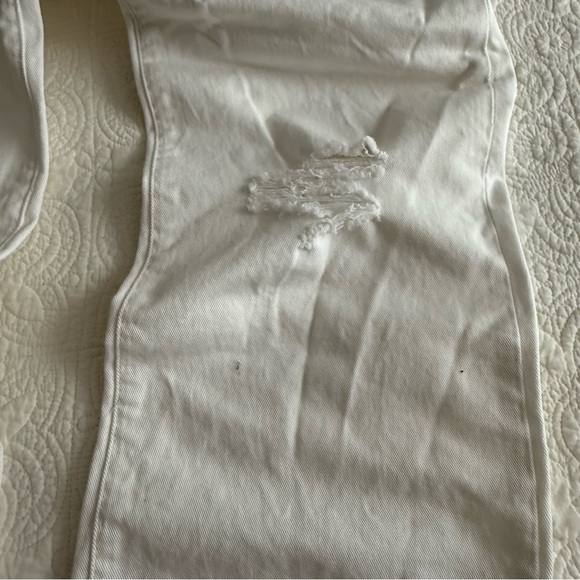 Anthropologie Pilcro  Slim Boyfriend Distressed Straight leg Jeans 27 - Picture 3 of 13